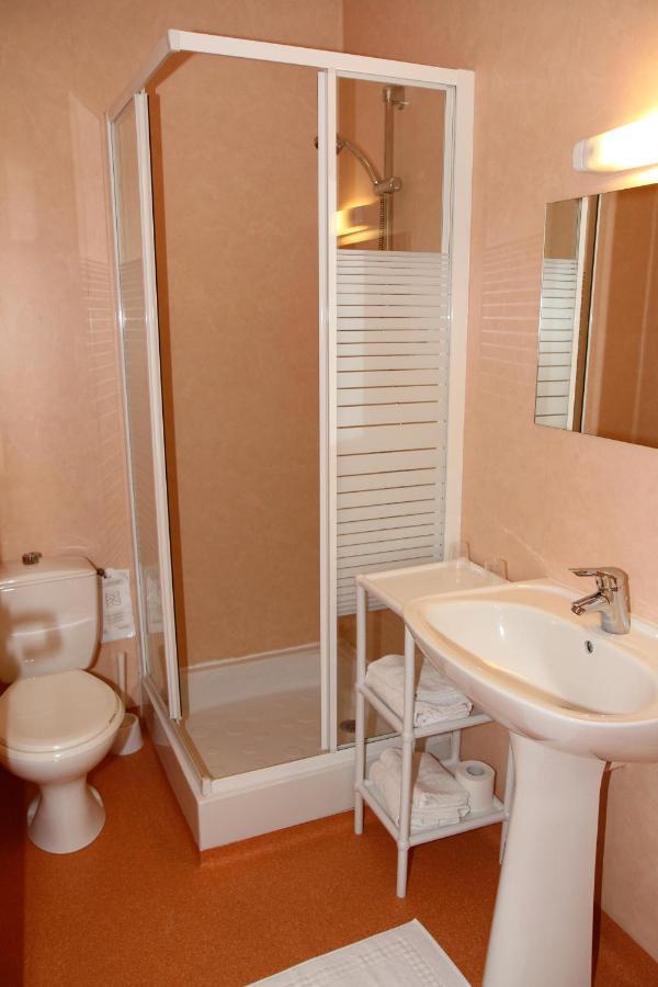 Rev'Hotel Ribérac Cameră foto